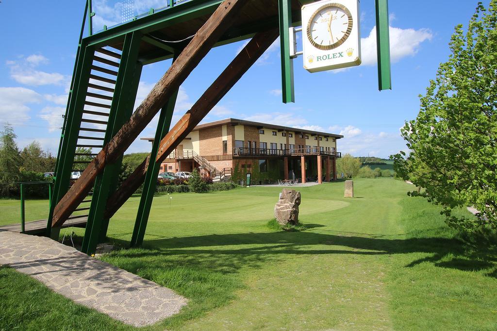 Hotel Areal Botanika Unhošť Exteriér fotografie